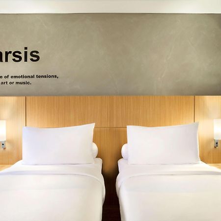 Ibis Pontianak City Center Esterno foto
