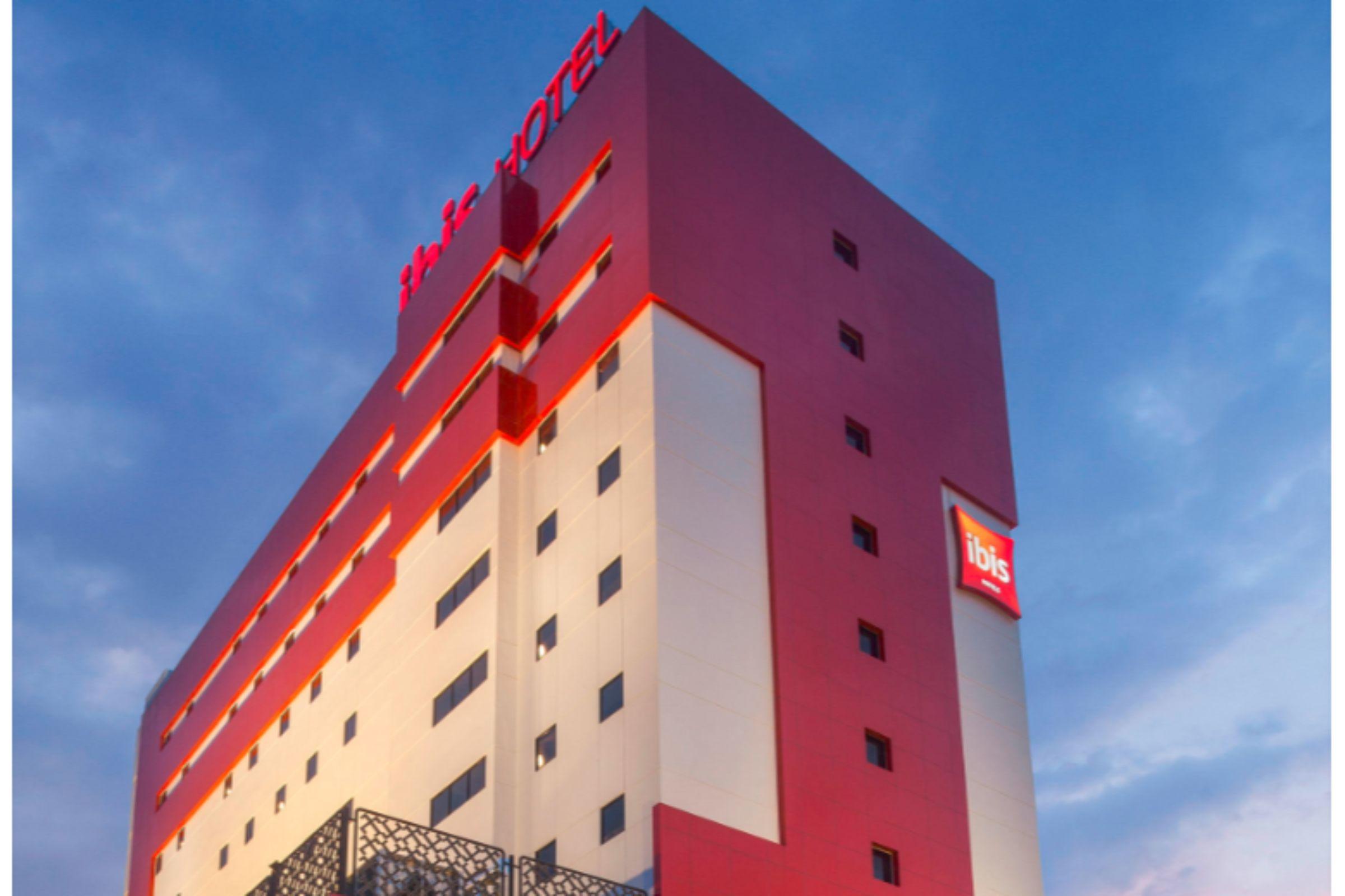 Ibis Pontianak City Center Esterno foto