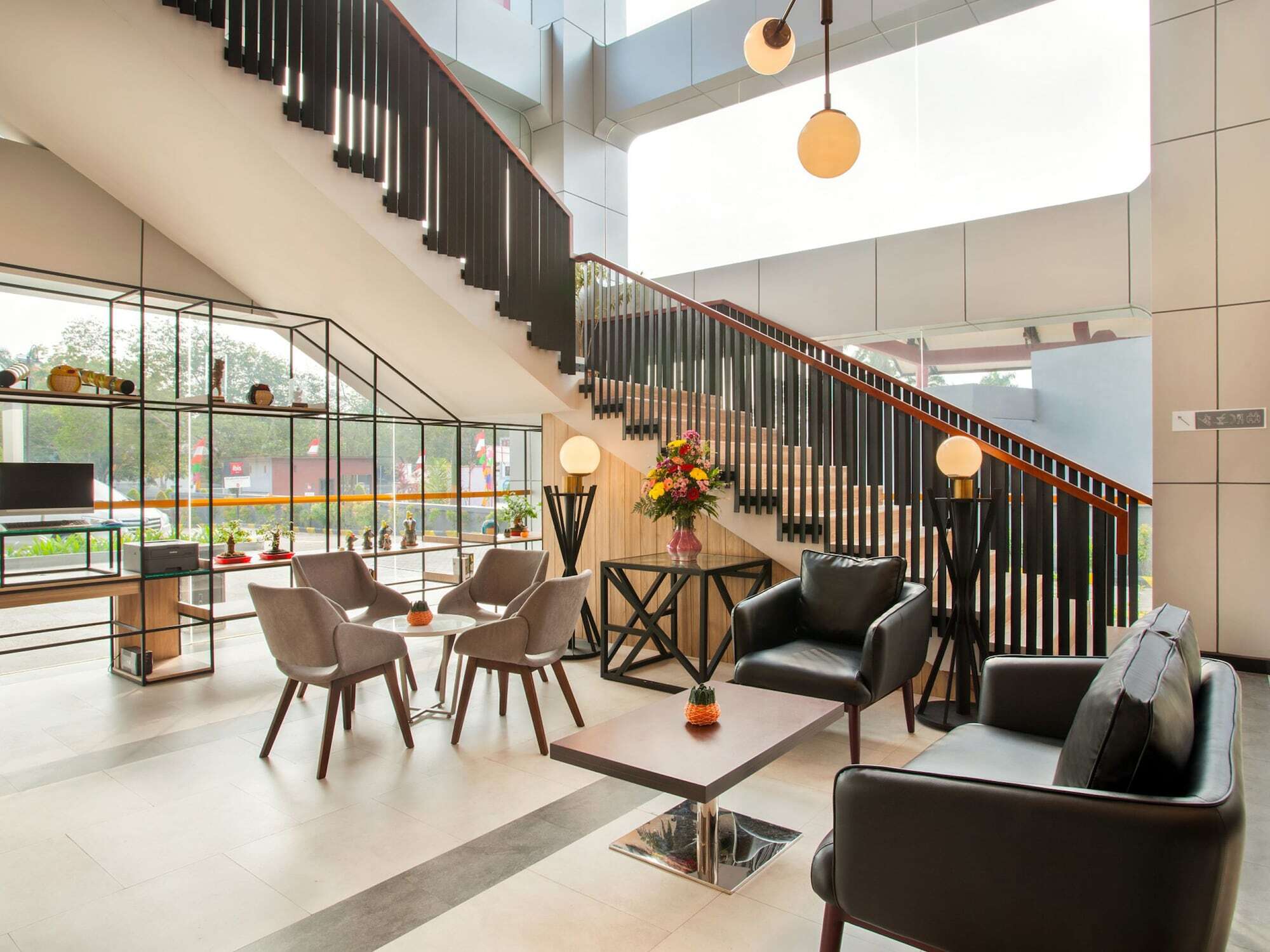 Ibis Pontianak City Center Esterno foto