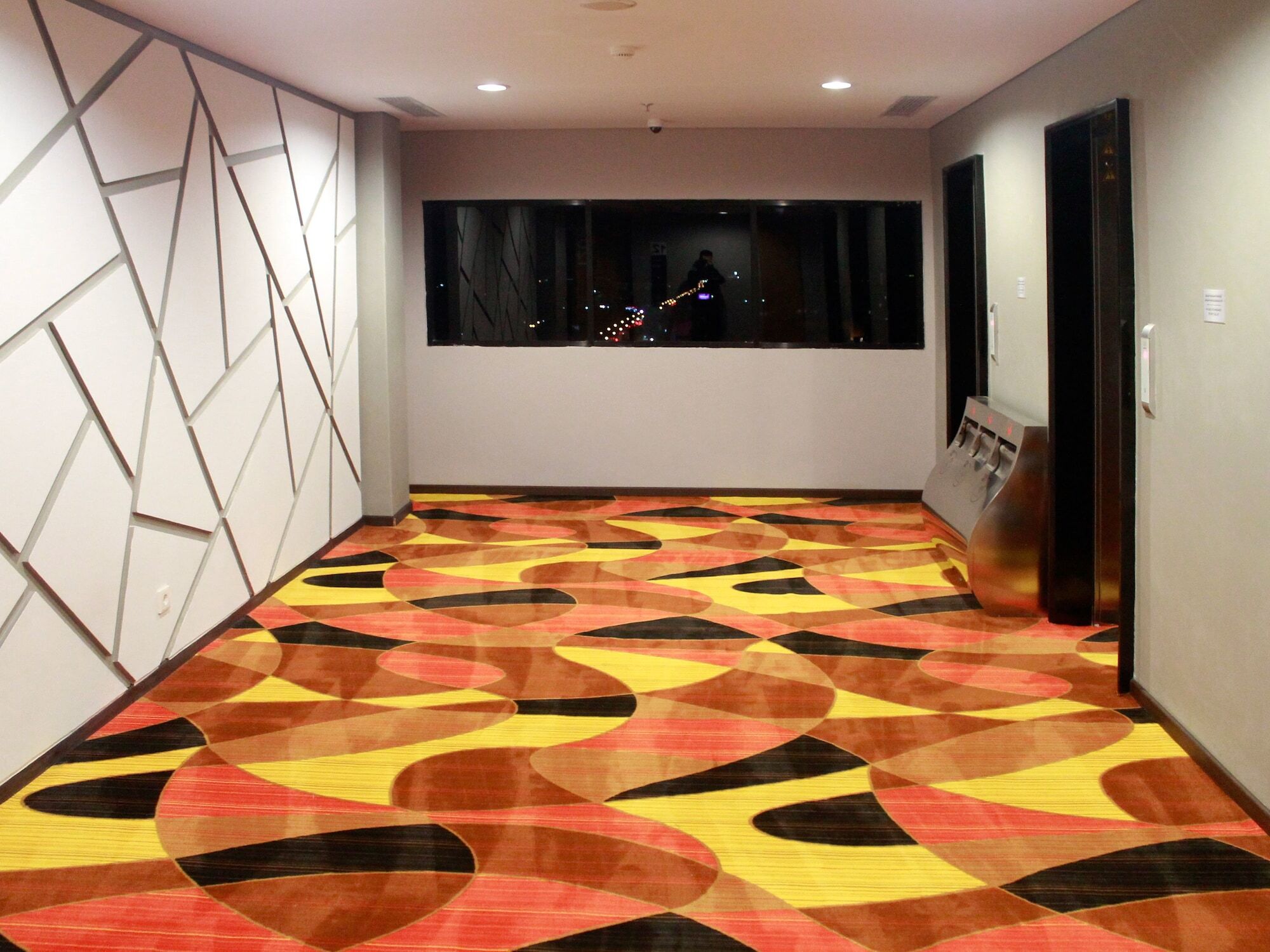 Ibis Pontianak City Center Esterno foto